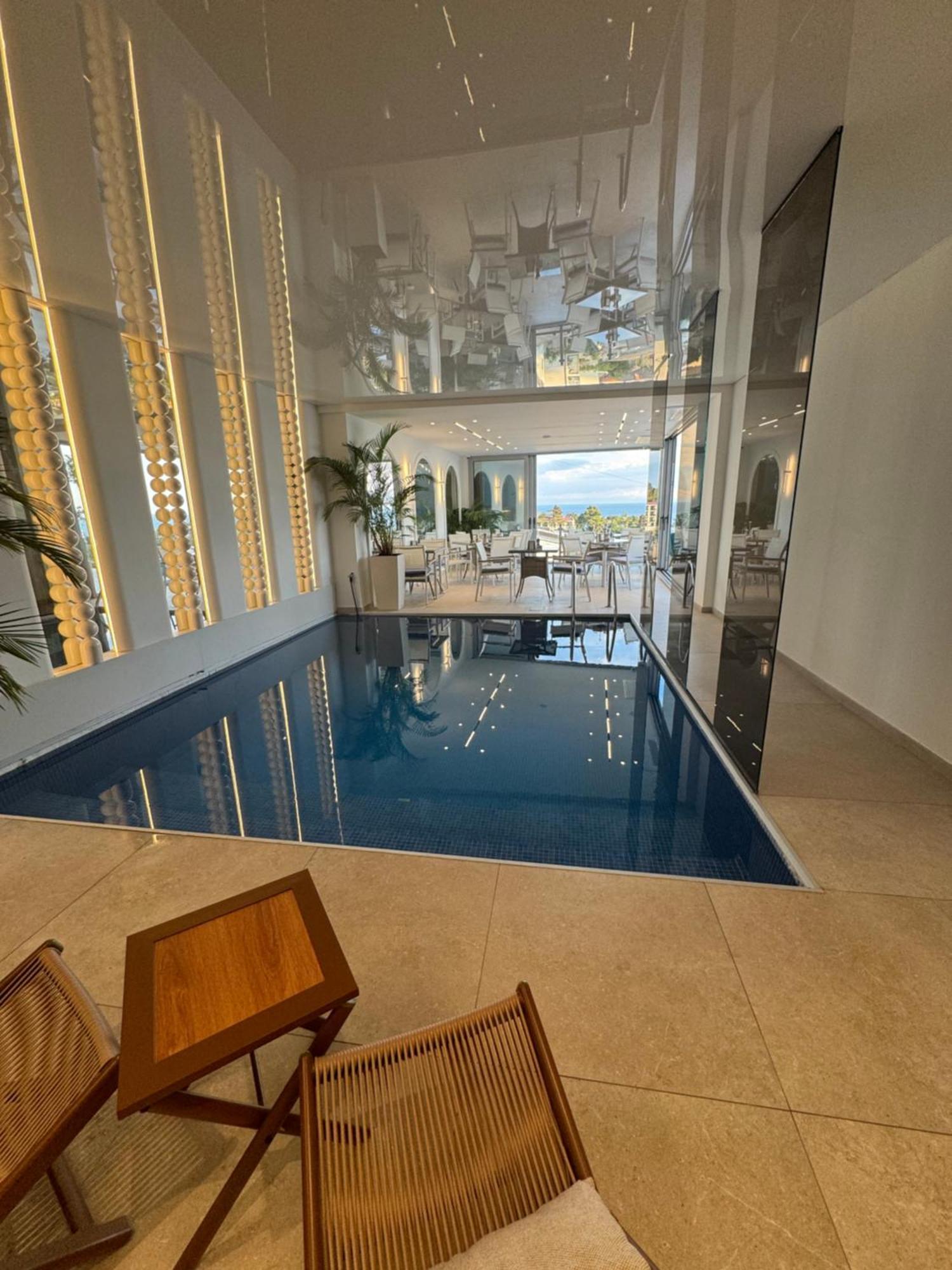 Hotel Senator Ulcinj Kültér fotó